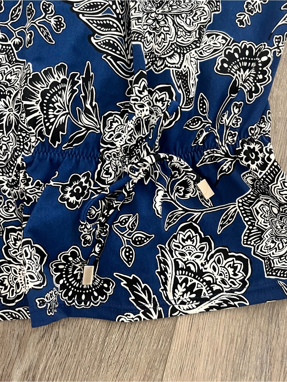Caribbean Joe Blue Floral Tankini Top Size 14 Adjustable Straps Swim - Picture 2 of 9